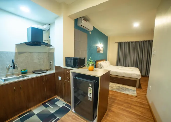 Rivana And Services Apartment *